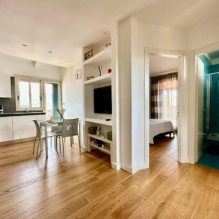 Suite Delicia Apartment - Appartamento Con Terrazza Неаполь Екстер'єр фото