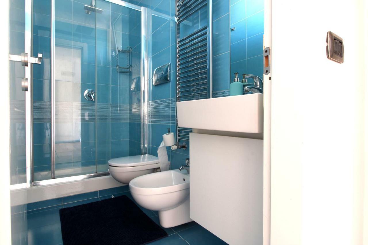 Suite Delicia Apartment - Appartamento Con Terrazza Неаполь Екстер'єр фото